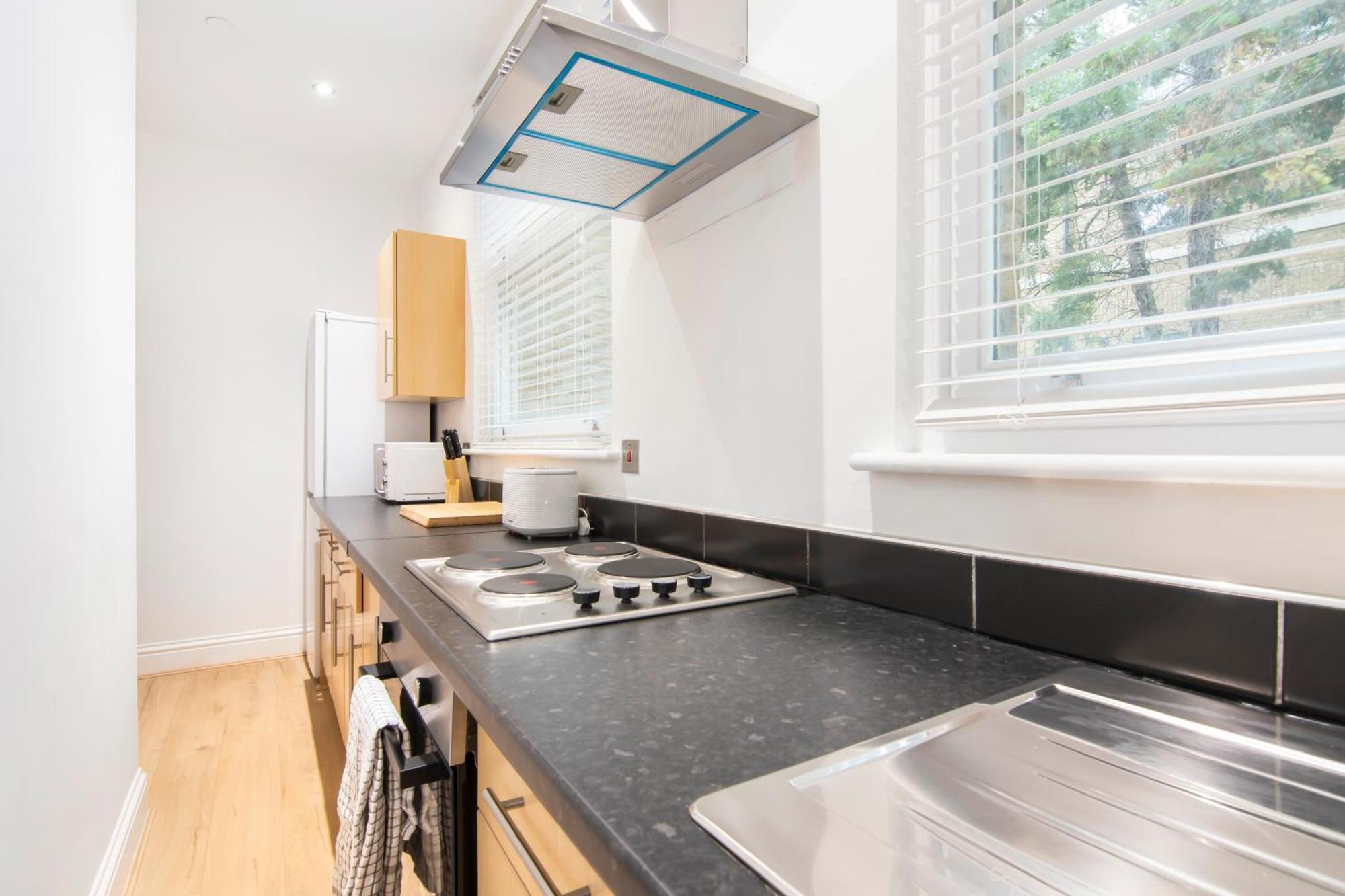 The Roost Group - Bedford House Apartments جرافسيند الغرفة الصورة